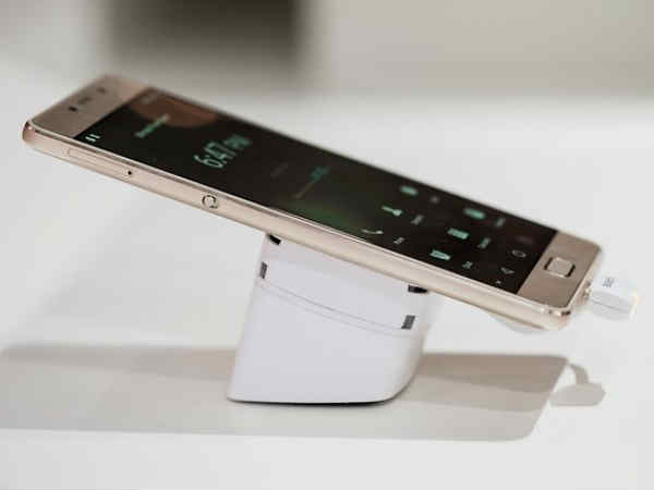 దాదాపు రూ. 17, 800