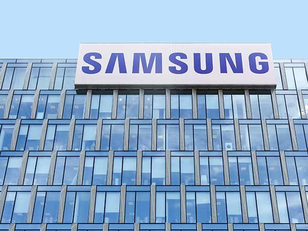 మెురీ కార్డులతో పాటు హార్డ్‌డిస్క్‌లు