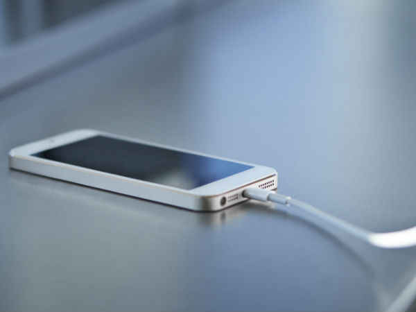 ఆ సమయంలో ఫోన్‌ను వాడటం శ్రేయస్కరం కాదు