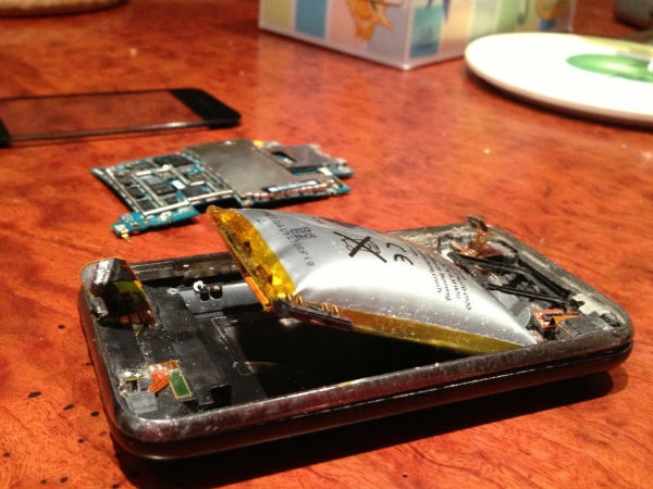 మీ ఫోన్ పేలకుండా ఉండాలంటే..?