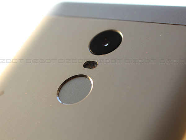 కెమెరా విషయానికి వచ్చేసరికి