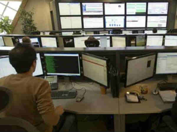  నెలకి రూ. 5999 చెల్లించడం ద్వారా 