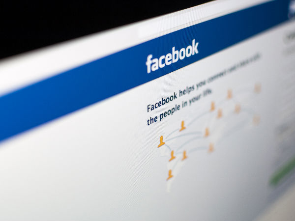  డెస్క్‌టాప్ లేదా ల్యాప్‌టాప్ ద్వారా ఫేస్‌బుక్‌ను వాడుతున్నట్లయితే 