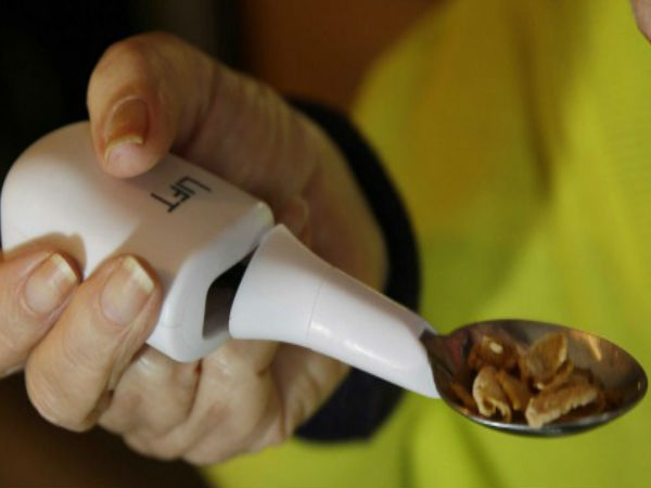 చేతులు వణకకుండా...