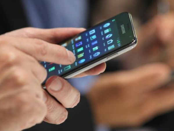 సెంట్రల్ సర్వర్ తో అన్ని రీజనల్ ఆఫీసులను కనెక్ట్ చేయడానికి