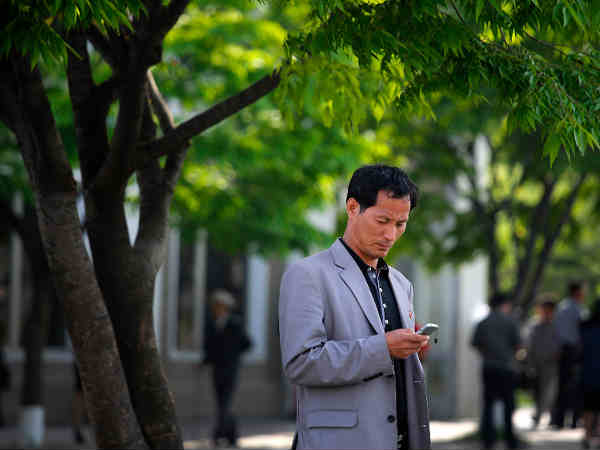 10 మందిలో ఒకరికి స్మార్ట్‌ఫోన్