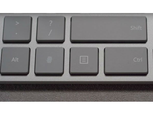  ALT, MENU బటన్‌ల మధ్య..