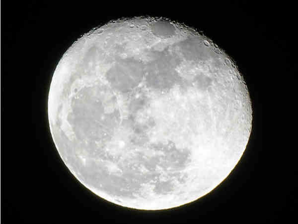 లూనార్‌ ఎక్స్‌ ప్రైజ్‌ పేరుతో