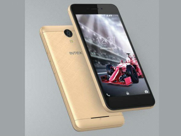 కనెక్టువిటీ ఫీచర్స్, ప్రీలోడెడ్ యాప్స్