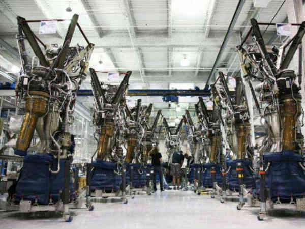 రోబోట్లకు సినిమా పేర్లు...