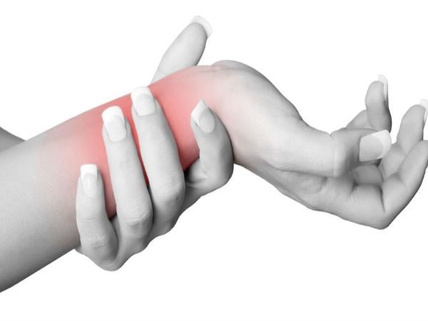 చేతి వేళ్లు, మణికట్లు దెబ్బ తినే ప్రమాదం