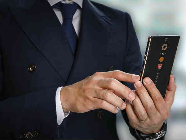 20మెగాపిక్సెల్‌ వెనుక కెమెరా