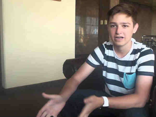 ఫేస్‌బుక్‌కు కట్ కొట్టి గూగుల్ కంపెనీకి జంప్