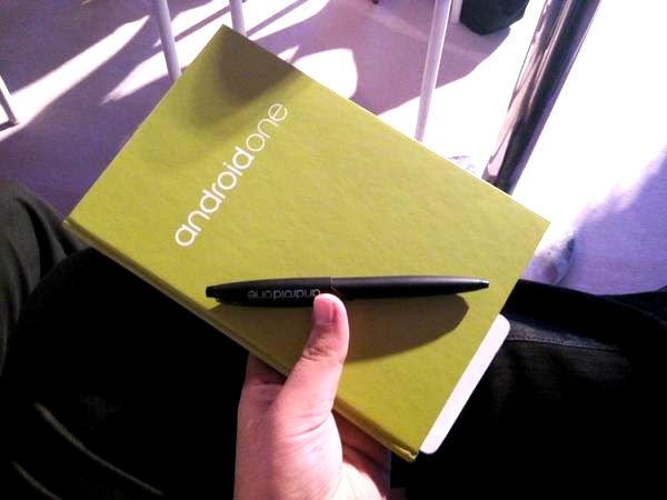 ప్యూర్ ఆండ్రాయిడ్ ఎక్స్‌పీరియన్స్‌...