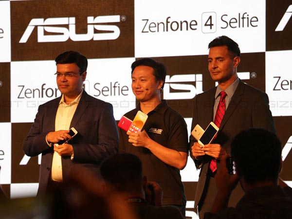 డ్యుయల్ ఫ్రంట్ కెమెరా సపోర్ట్...