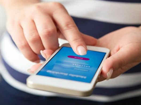 మొబైల్ ఇంటర్నెట్ వాడుతున్నవారు..