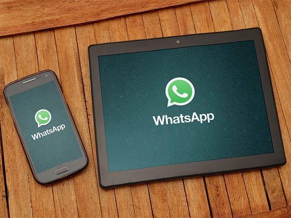 WhatsApp flaw reveals when users are messaging and sleeping