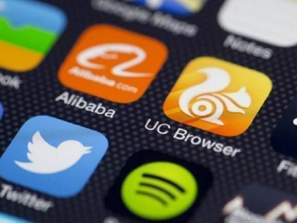 UC Browser returns to Google Play Store after a week