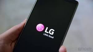 5 కెమెరాలతో దూసుకొస్తున్న LG V40 5 కెమెరాలతో దూసుకొస్తున్న LG V40
