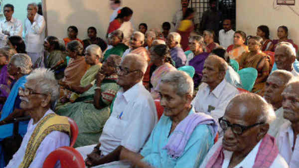పరిస్థితులు ఇందుకు భిన్నం