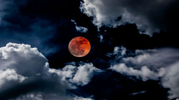 గ్రహణం పూర్తయిన నాలుగు రోజులకు....