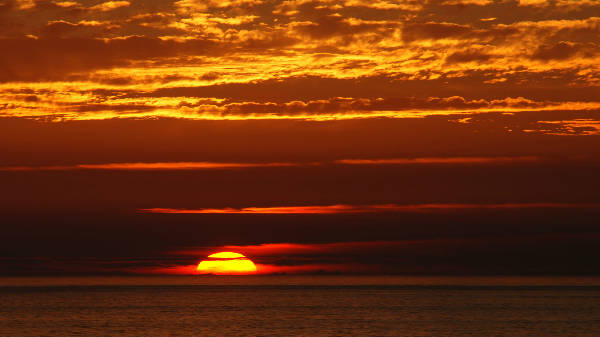 సుర్యాస్తమయం  తరువాత.... 