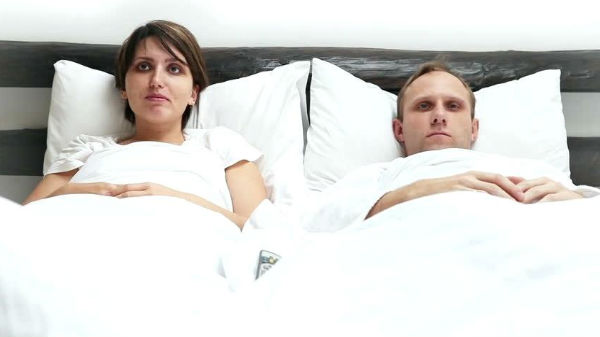 2015లో తన భార్యతో కలసి కొన్ని వీడియోలు.... 