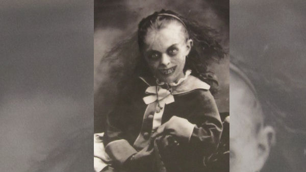  పిల్ల దెయ్యం