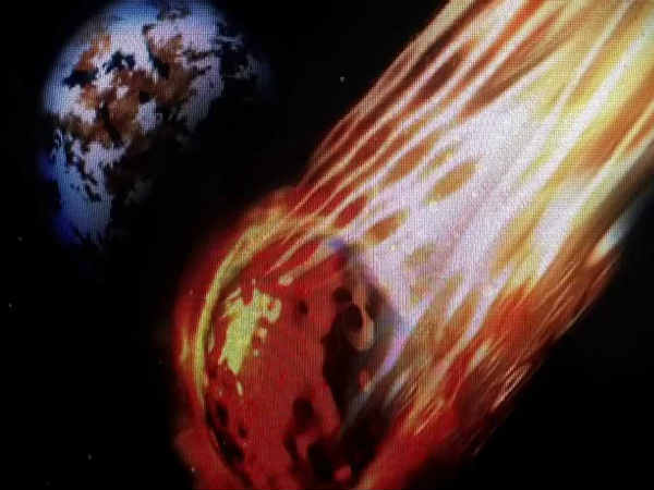 క్షిపణి దాడికి శాటిలైట్ ముక్కలై 3వేల వ్యర్థాలు