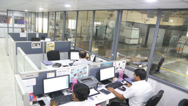 కార్పొరేట్ ఆఫీసులు మొదలుకొని చిన్న పాటి సంస్థల వరుకు .... 