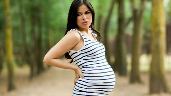 Pregnant woman ..... 