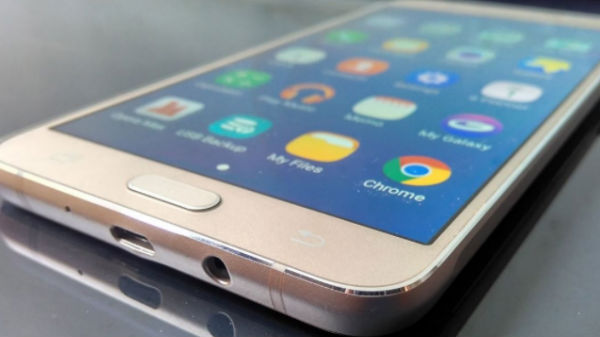 Samsung Galaxy Note 8 :