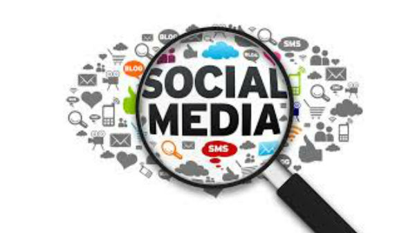 వ్యక్తిగత సమాచారం సోషల్ మీడియాలో ..... 