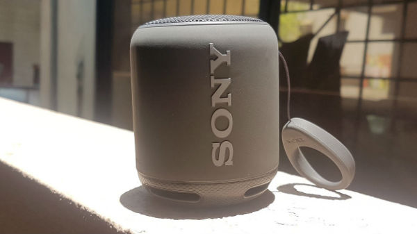 Sony Extra Bass SRS-XB10 Bluetooth స్పీకర్ : డిస్కౌంట్ రూ. 1,700