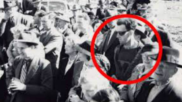 Time Travelling Hipster :