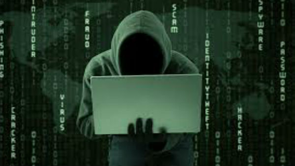 విజిటర్స్ తాలూకా కంప్యూటర్స్‌లోకి ప్రవేశించి..