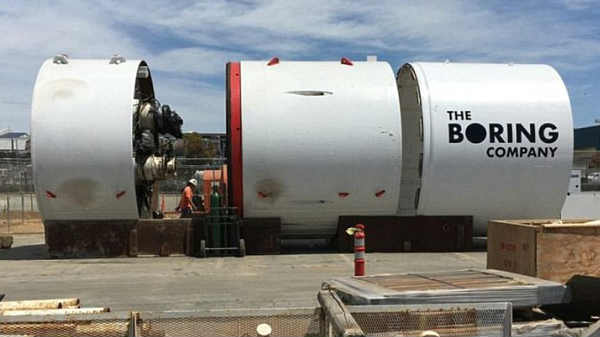 బోరింగ్ కంపెనీని 2016లో ప్రారంభించారు..