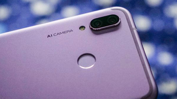 honor play smartphone