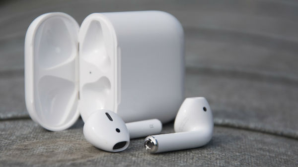 Apple AirPods 2