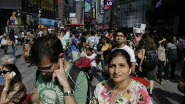 32 కోట్ల జనాభాలో 6 కోట్ల మంది ఇంగ్లీషేతర భాషలు మాట్లాడుతున్నారు..... 