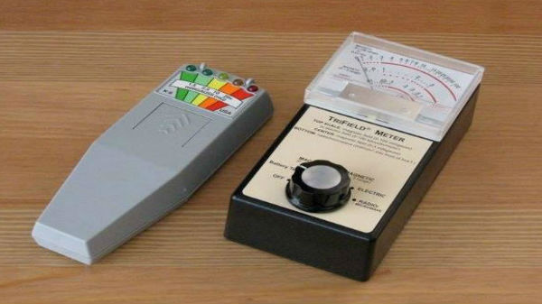 ఈఎమ్ఎఫ్ మీటర్స్