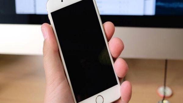 స్క్రీన్  టర్నాఫ్ అయిపోతుందా..