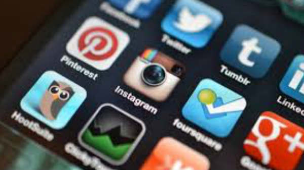 బ్యాక్ గ్రౌండ్ యాప్స్‌