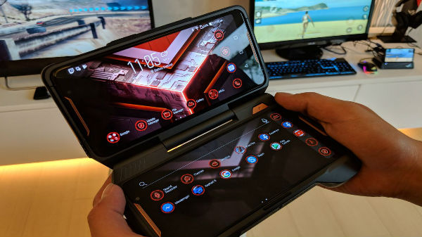 గేమింగ్ ఆడే సమయంలో....