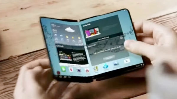 శాంసంగ్ నుంచి 4 ఇంచ్ డిస్ ప్లే ఫోన్ అమోల్డ్ డిస్ ప్లే తో రానుంది...