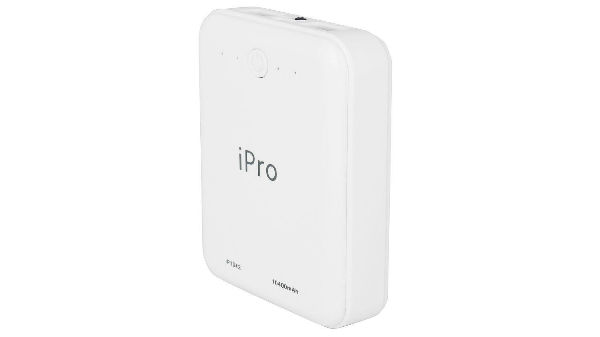 iP 10400 mAh power bank
