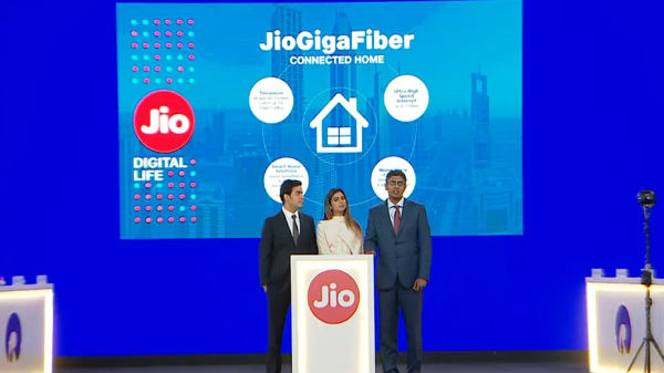 4కే క్వాలిటీ వీడియోలతో పాటు వీఆర్ గేమ్స్ సపోర్ట్..