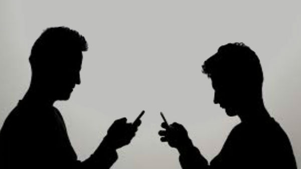 వీరిద్దరి మధ్యలో మరొక వ్యక్తి రాయబారం...