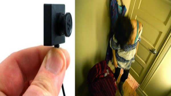 పోలీసులు తనిఖీలు నిర్వహించగా రహస్య కెమెరాలు బయటపడ్డాయి....