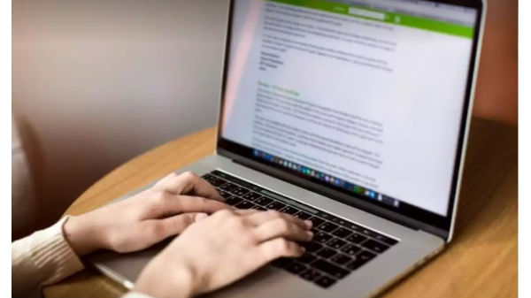 హ్యాక్ అయిన మెయిల్స్ 